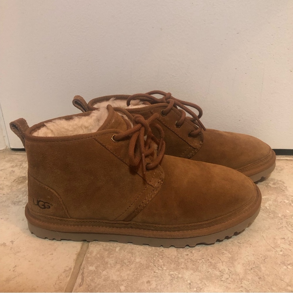 UGG Neumel